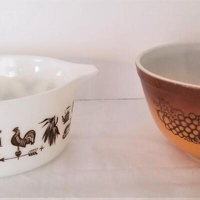 Lot #56  Two Pieces of Vintage Pyrex