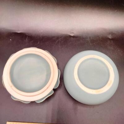 75 - ceramic trinket dish