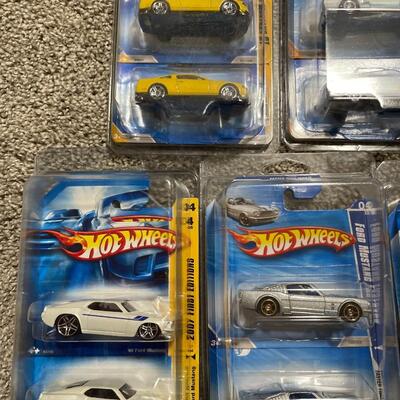 M13- Mustang lot in protective cases (x10)