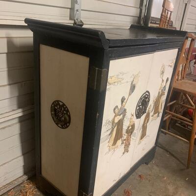 Vintage Oriental Bar (portable) has wheels