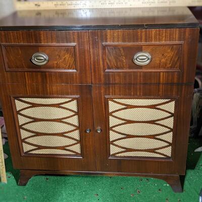 Very Nice Vintage Stereo Cabinet, Perfect Liquor Cabinet