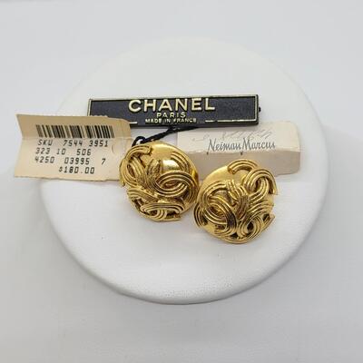 LOTJ 126: New with Tags Chanel Clip On Earrings