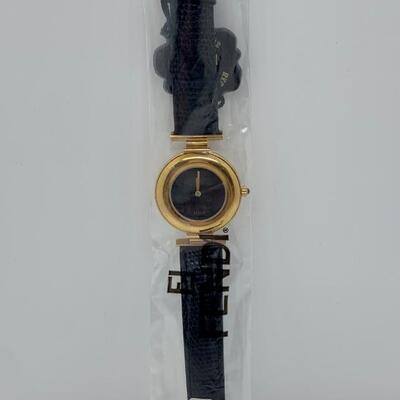 LOTJ136: New Vintage Fendi Chameleon 320G Model, Quartz Watch w/Black Leather Strap