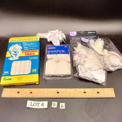 96 - Tags lot