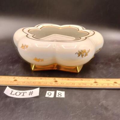 98 - Vintage Hutschenreuther Selb German Floral Frog Console