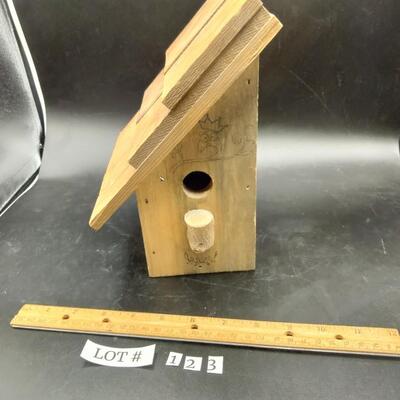 123 - wood bird house