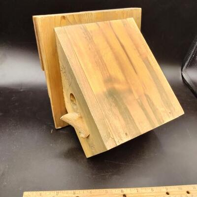 123 - wood bird house