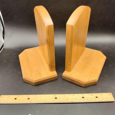 124 - Wooden bookends