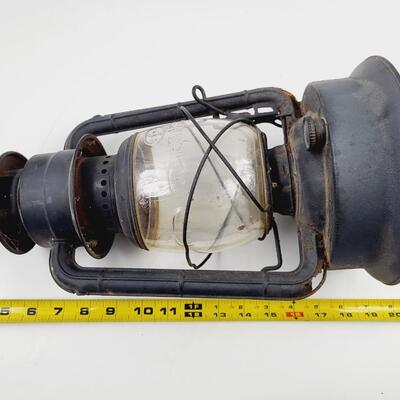 DIETZ OLD RAILROAD LANTERN