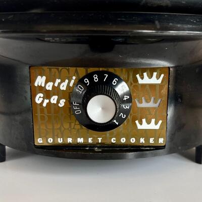 Vintage Regal Ware Mardi Gras Fondue Pot