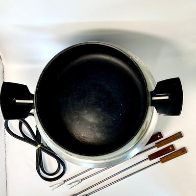 Vintage Regal Ware Mardi Gras Fondue Pot
