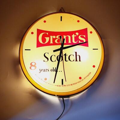 VINTAGE GRANTS SCOTCH WALL CLOCK