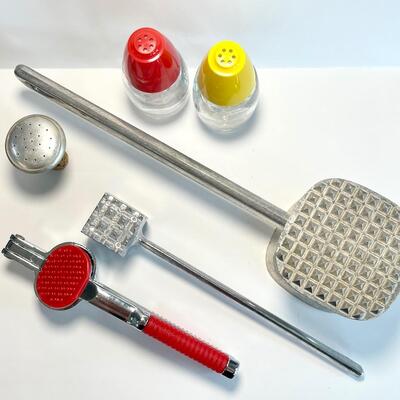 Vintage Kitchen Lot 5