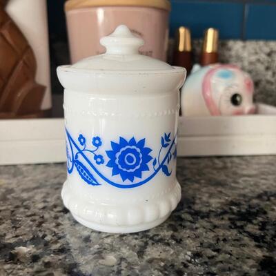 Vintage milk glass small jar with lid