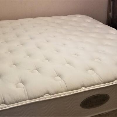 Lot #87  Beauty Rest King Sized Mattress, Box Springs & Frame - super clean