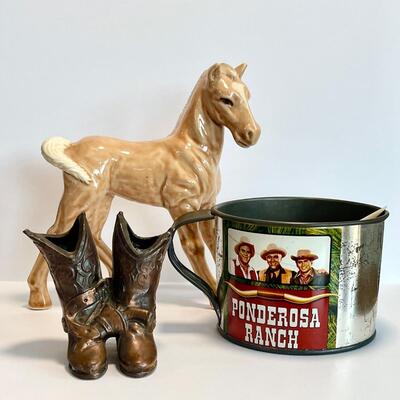 Vintage Western Collectibles Lot