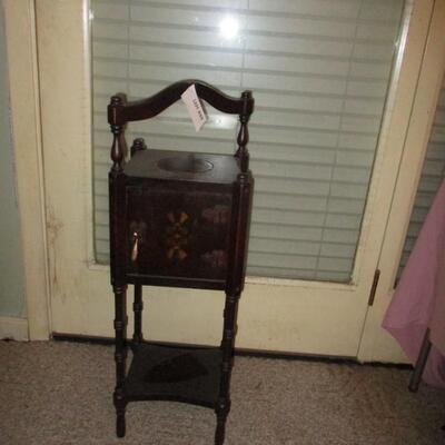 Smoking Stand