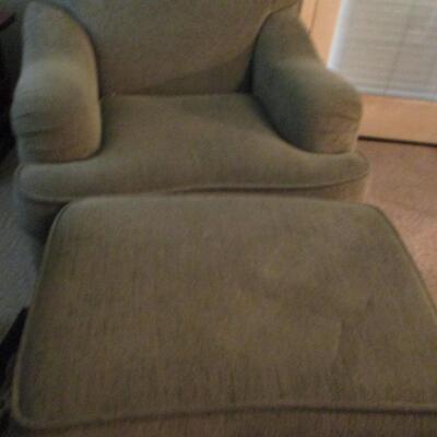 Large Chair w/ottoman