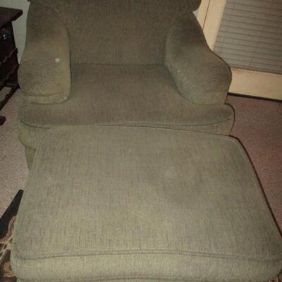 Large Chair w/ottoman