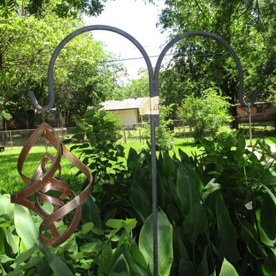 Shepherd Hooks, Gaze Ball on Stand