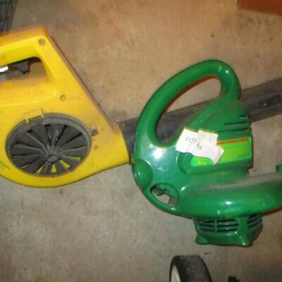 2 Leaf Blowers