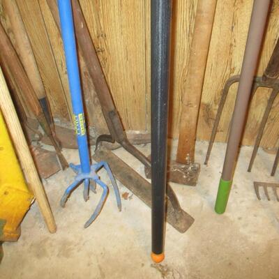Assorted Gaden Tools