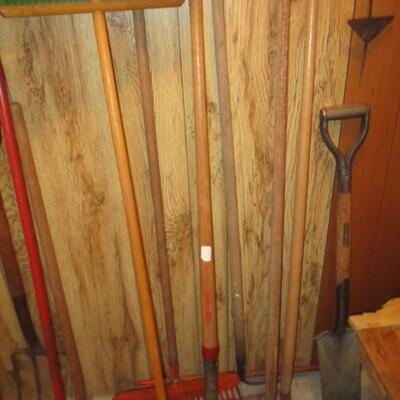 Assorted Gaden Tools