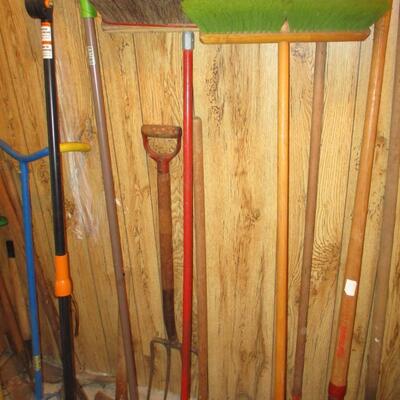 Assorted Gaden Tools