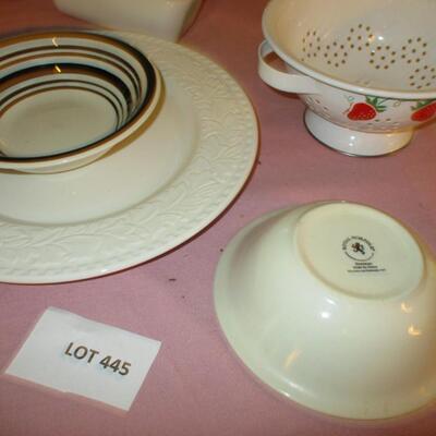 Vintage Pyrex Bowls and other