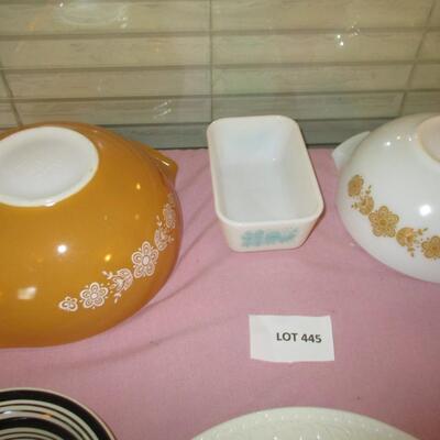 Vintage Pyrex Bowls and other