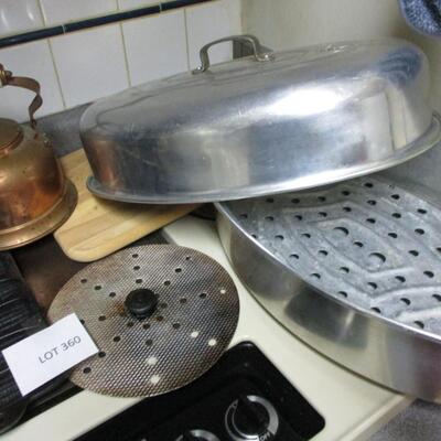 Cast Iron Cornbread Pan, Roaster and other
