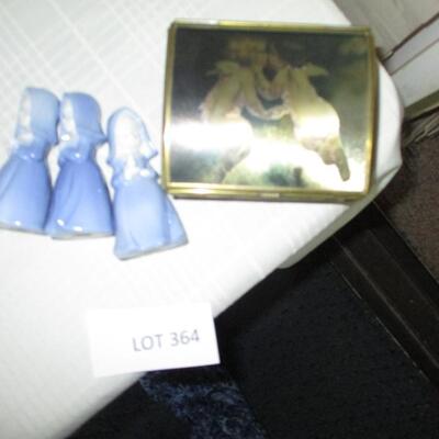 Collectibles-- Music box