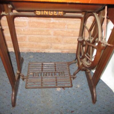 Singer Treadle Sewing Machine