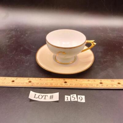 159 - Vintage Letter C teacup/saucer