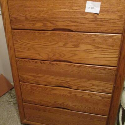 Oak Chest of Drawers