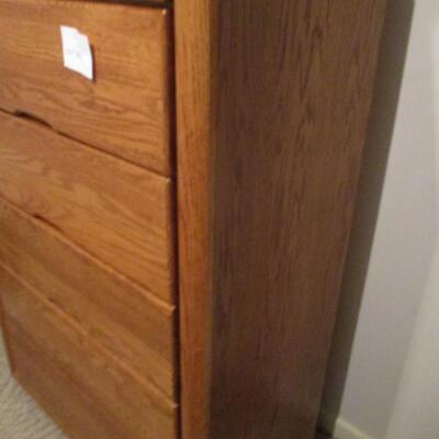 Oak Chest of Drawers