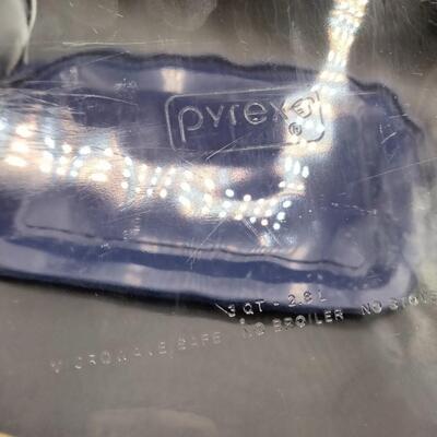 181 - pyrex glass pan