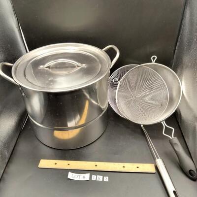 182 - Stock pot steamer/mesh strainers