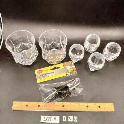 190 - whiskey glass/shots set