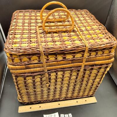 201 - Vintage Picnic Basket with Accesories