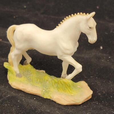 White Ceramic Horse - Summit Collection