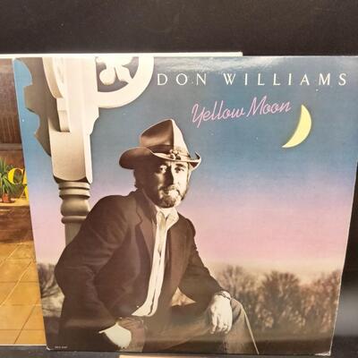 228 - 3 records lot