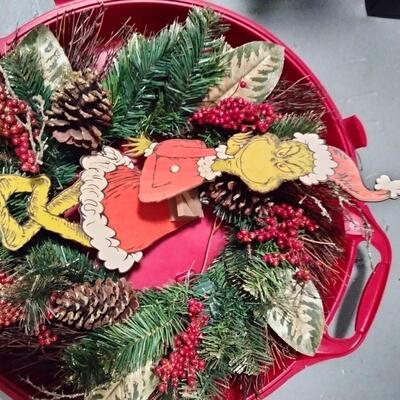229 - Christmas Wreath, Grinch & Storage Container