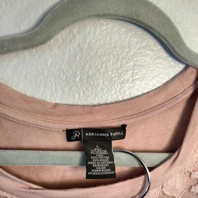 236 - 2 Women's Large Shirts