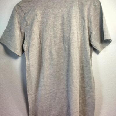 243 - New T shirt size small
