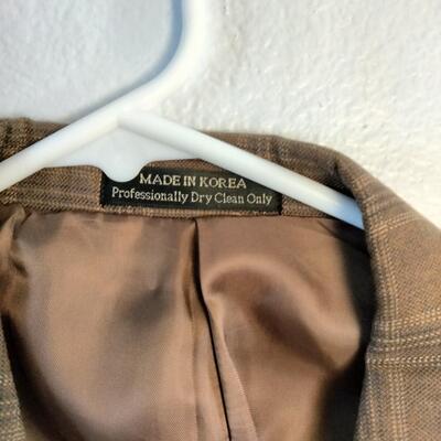 245 - Mens sport coat jacket Size 44