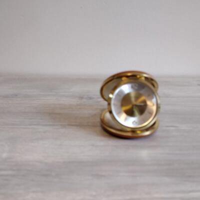 Seth Thomas portable alarm clock