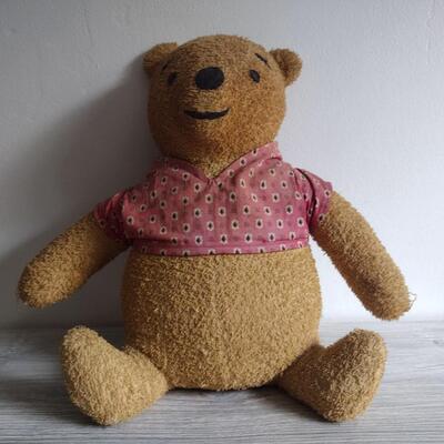 Antique Winnie the Pooh bear