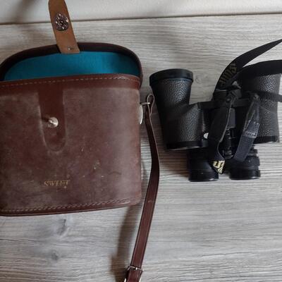 Swift Audubon binoculars model no 804R with case