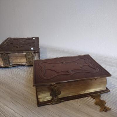 Set of 2 Vintage photo albums circa late 1800s